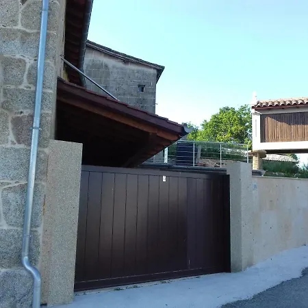 Casa Tras Do Rio Coles